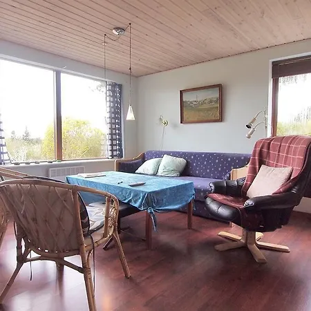 One-bedroom Holiday Vester 03 *